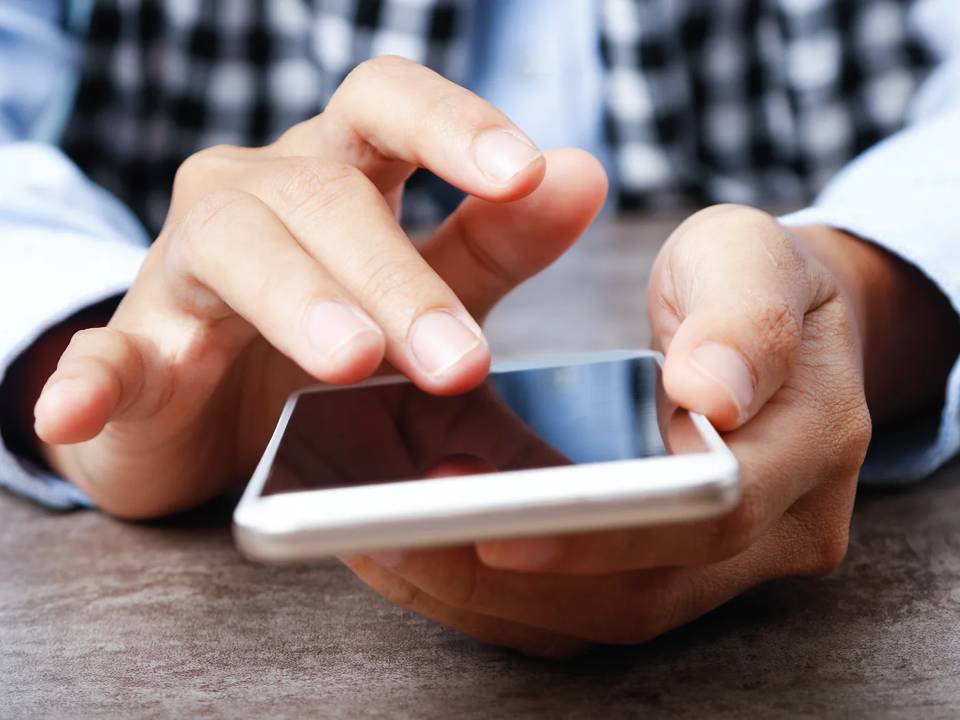 Accessibility testing on a mobile device